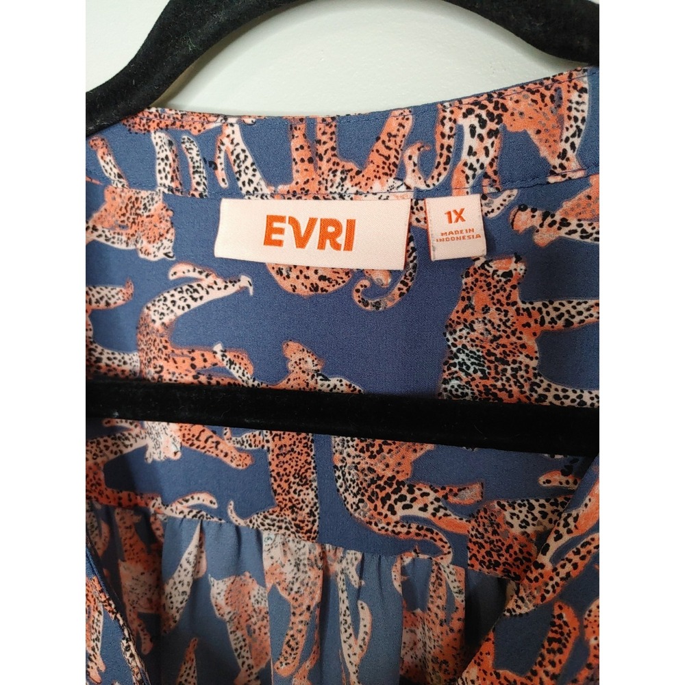 EVRI Women's Sleeveless Tunic Top Size 1X Cheetah Animal Print Sheer Sleeveless - Picture 2 of 7